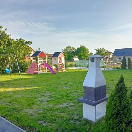 אכסניה Platinium Ustronie Morskie *